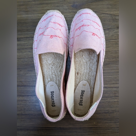 NEW Soludos Pink Platform Walk This Way Embroidered Saying Espadrille Size 8.5 - Picture 8 of 12